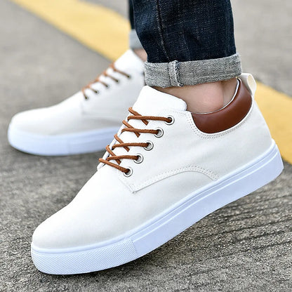 Fashionable Casual Sneakers Made of Canvas